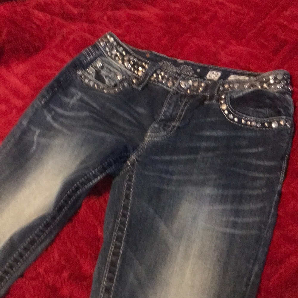 Miss Me boot cut jeans worn once Smoke free